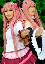 Cosplay-Cover: Krul Tepes