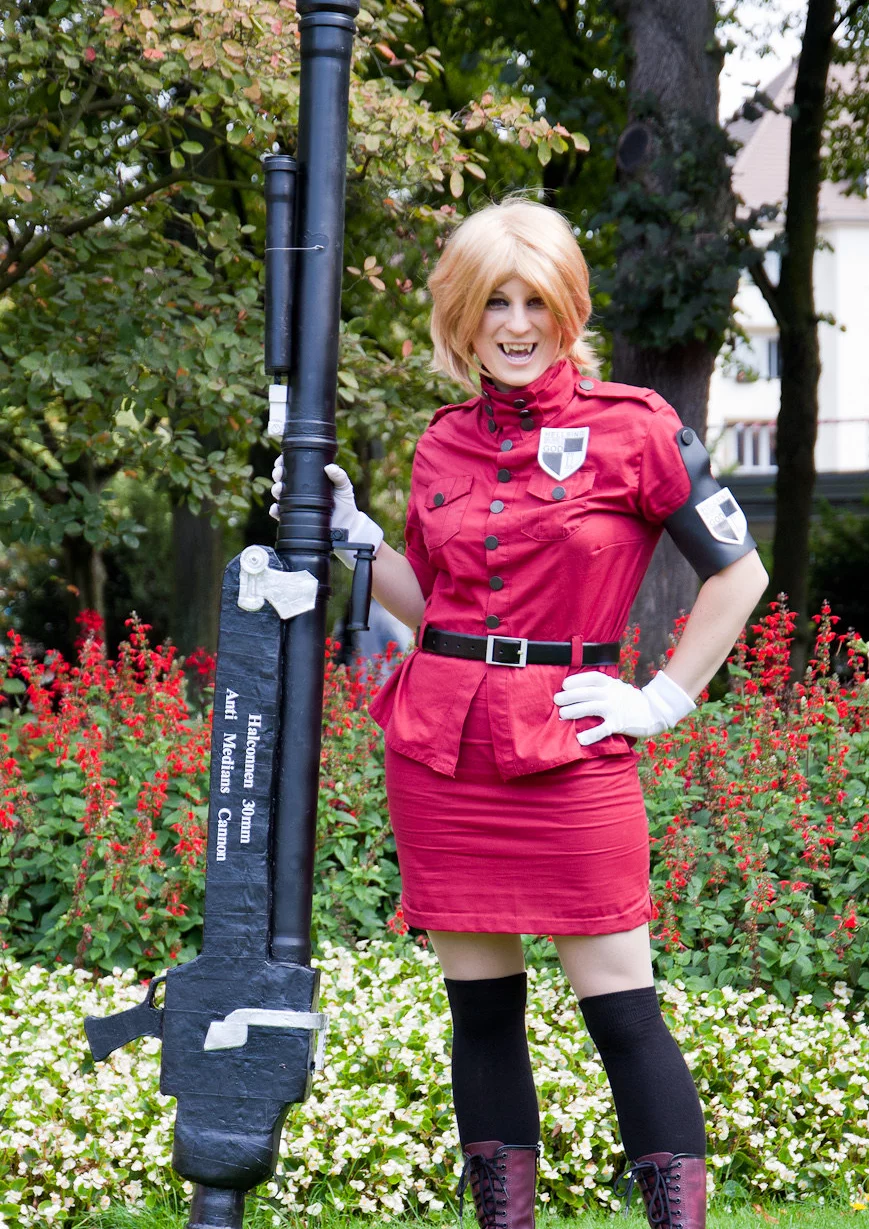 Cosplay-Cover: Seras Victoria (Red/Blood-Shot/Version)