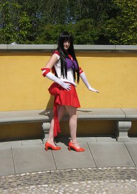 Cosplay-Cover: Sailor Mars (2012)