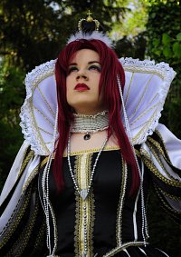 Cosplay-Cover: Queen Esther of Albion