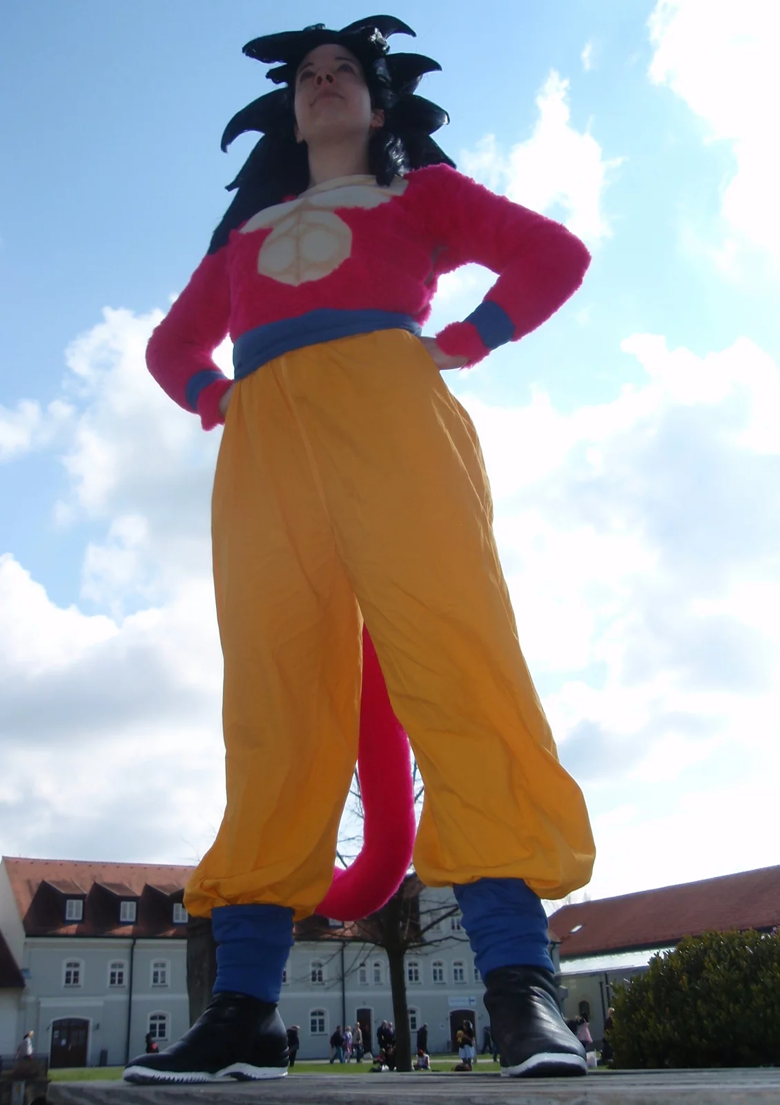 Cosplay-Cover: Son Goku SSJ4