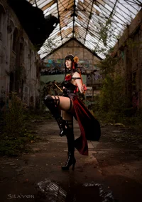 Cosplay-Cover: Yor Forger [Assasine]