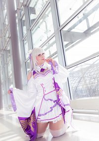 Cosplay-Cover: Emilia