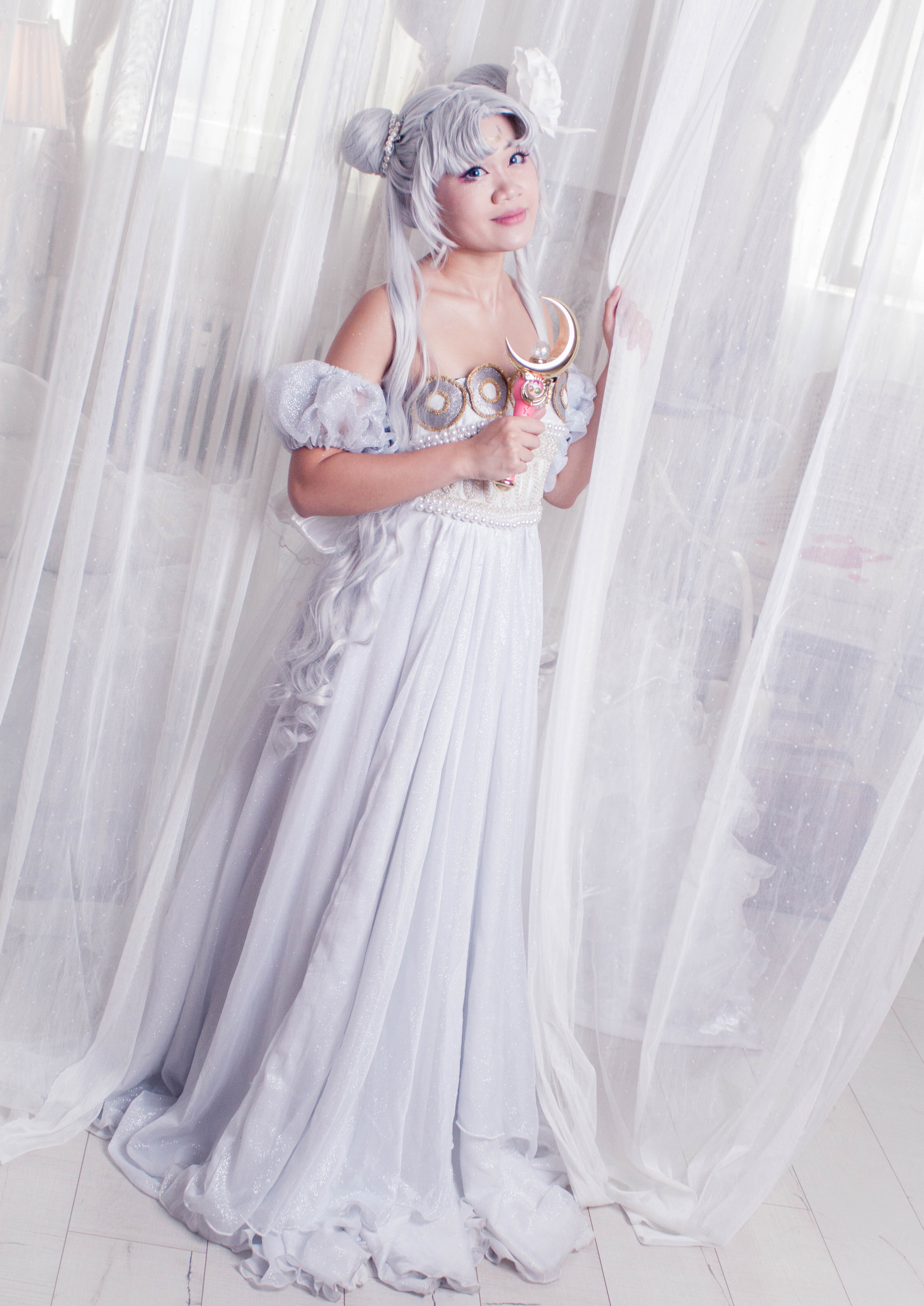 Cosplay-Cover: Neo Queen Serenity