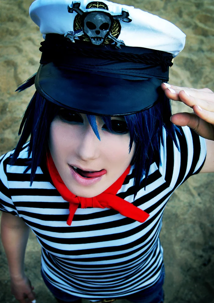 Cosplay-Cover: 2-D [ Plastic Beach ]