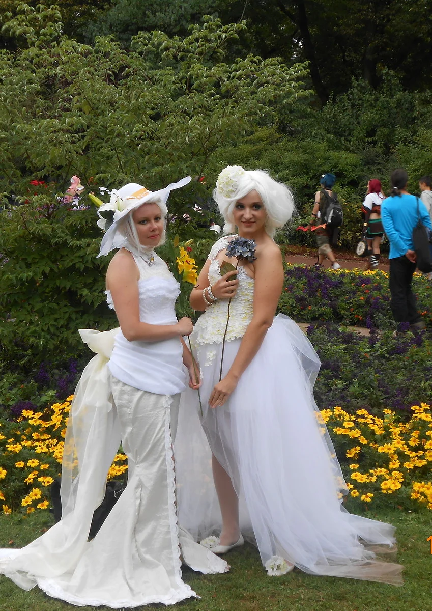 Cosplay-Cover: Weiße Lilie