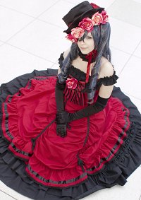 Cosplay-Cover: Ciel - Ballkleid (rote Version)