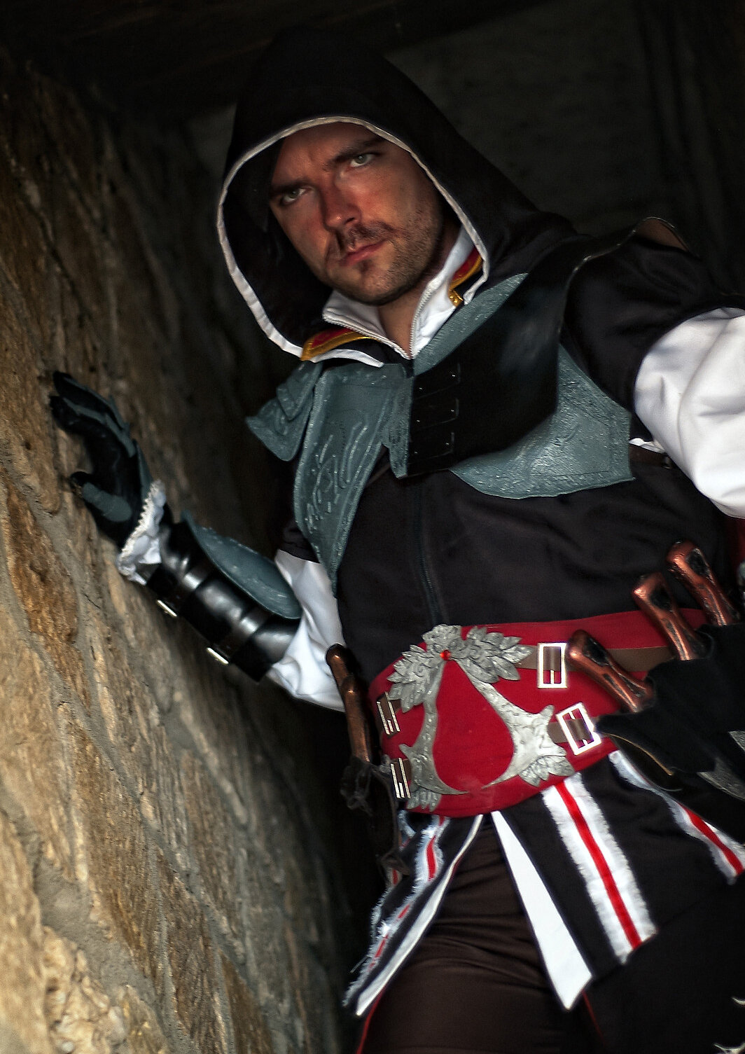 Cosplay-Cover: Ezio Auditore da Firenze ( エツィオ・アウディトーレ)