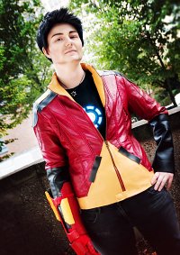 Cosplay-Cover: Tony Stark [Avengers Academy]