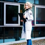 Cosplay: Dr. Angela Ziegler