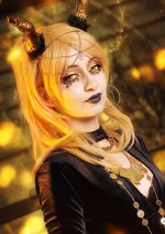 Cosplay-Cover: Avaritia [Todsünde Habgier]