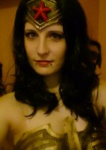 Cosplay-Cover: Wonder Woman [Injustice ~mischmasch]