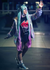 Cosplay-Cover: Miku Hatsune (Street Styl )
