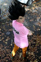 Cosplay-Cover: Vegeta (Pink Shirt Version)