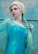 Cosplay-Cover: Elsa (New Version 2015)