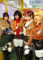 Cosplay-Cover: Armin Arlert(Ordner)