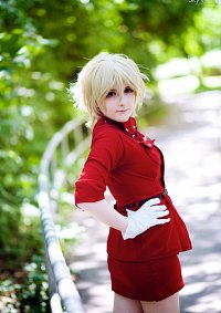 Cosplay-Cover: Seras Victoria [Blood Rage]