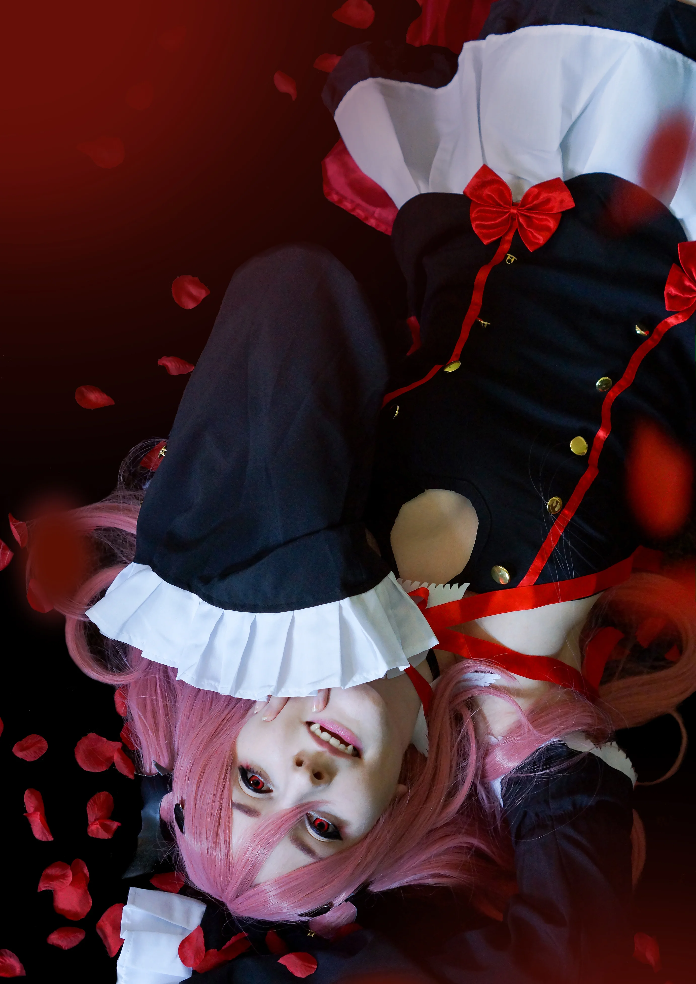 Cosplay-Cover: Krul Tepes