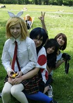 Cosplay-Cover: Rin Kagamine (Schuluniform)