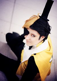 Cosplay-Cover: Bill Cipher [Human Version]