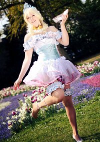 Cosplay-Cover: Eli Ayase [May/Cinderella]