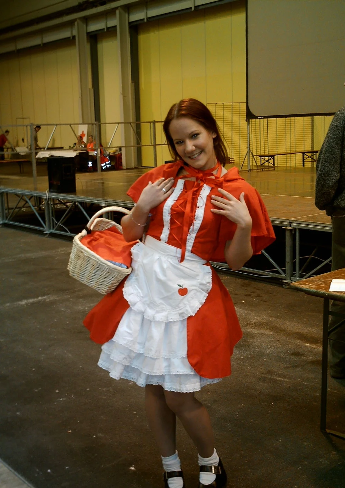 Cosplay-Cover: Rotkäppchen