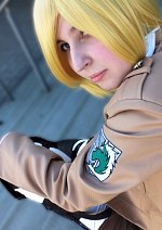 Cosplay-Cover: Annie Leonhardt