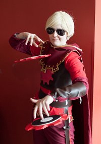 Cosplay-Cover: Dave Strider [fancy!God Tier]