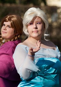 Cosplay-Cover: Elsa