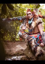 Cosplay-Cover: Aloy [Nora Outfit]