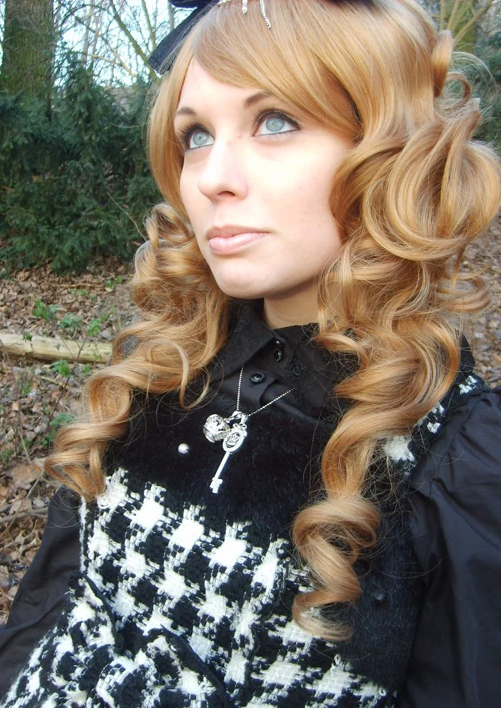 Cosplay-Cover: Angelic Pretty Bunny