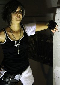 Cosplay-Cover: Squall Leonhart (Dissidia 012)