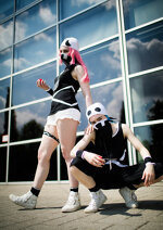 Cosplay-Cover: Team Skull Rüpel (female)