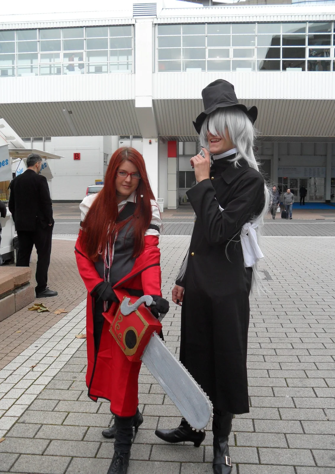 Cosplay-Cover: Grell Sutcliff