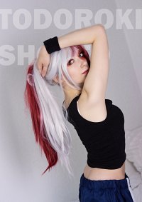 Cosplay-Cover: Todoroki Shoto [genderbend]