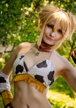 Cosplay-Cover: Lucy Heartfield - Taurus