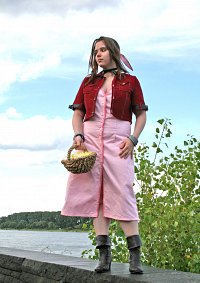 Cosplay-Cover: Aerith Gainsborough