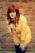 Cosplay-Cover: April O