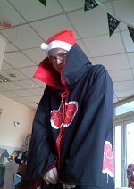 Cosplay-Cover: Akatsuki Weihnachtsmann