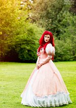 Cosplay-Cover: Arielle (Pink Dress)