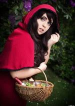 Cosplay-Cover: Rotkäppchen