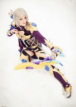 Cosplay-Cover: Ashe [Amethyst Skin]