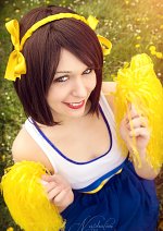 Cosplay-Cover: Haruhi Suzumiya (Cheerleader)