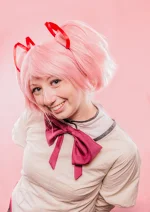 Cosplay-Cover: Madoka Schuluniform