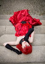 Cosplay-Cover: Madame Red