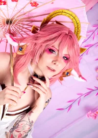 Cosplay-Cover: Yae Miko [white dress]