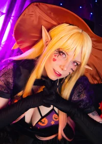 Cosplay-Cover: Marin Kitagawa [Witch]