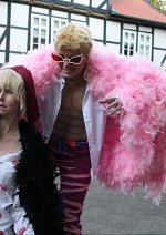 Cosplay-Cover: Donquixote Doflamingo (Dressrosa)