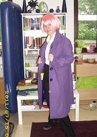 Cosplay-Cover: Shuichi Shindou [Music Video Outfit - Waldszene]