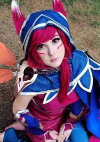 Cosplay-Cover: Xayah